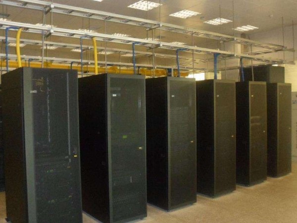 有20個(gè)點(diǎn)，如何做好集中性的機(jī)房環(huán)境系統(tǒng)檢測(cè)控制？