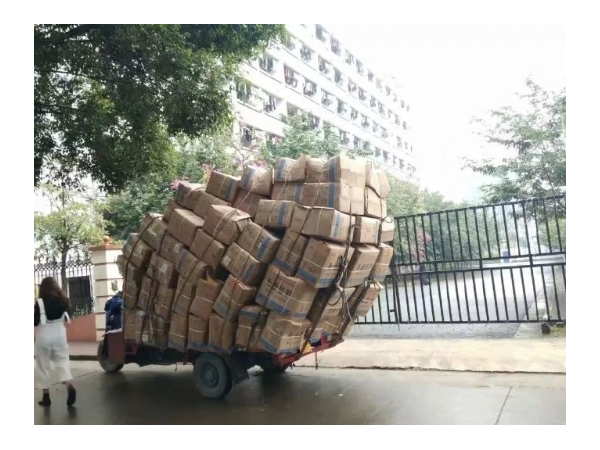 邁世與你分享一則正能量小故事：雖生活不易，但也要樂(lè)觀