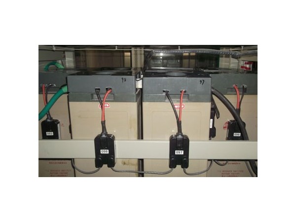 蓄電池內阻、電壓、電流及溫度在線監測系統應用方案